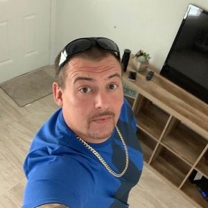 Meet your Posher, Charles